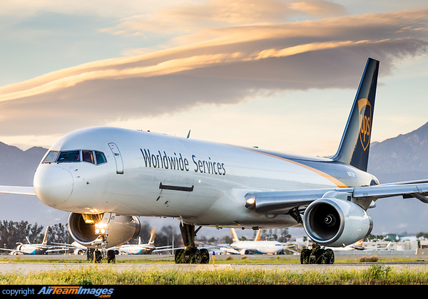 Boeing 757-24A(PF) Boeing 757-24A(PF)