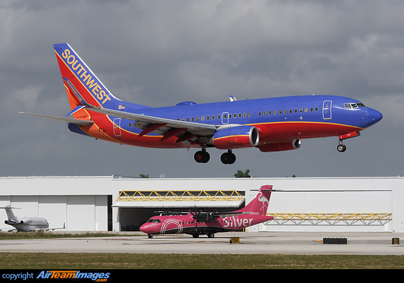 Boeing 737-7H4 Boeing 737-7H4