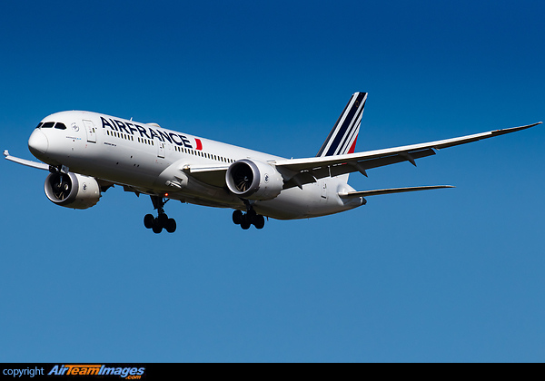 Boeing 787-9 Dreamliner Boeing 787-9 Dreamliner