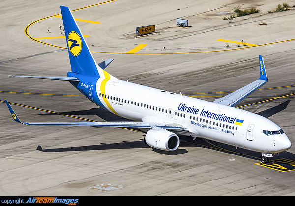 Boeing 737-8KV Boeing 737-8KV