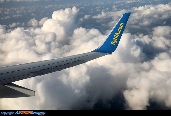 Boeing 737-8KV Boeing 737-8KV