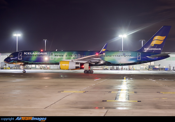 Boeing 757-256 Boeing 757-256