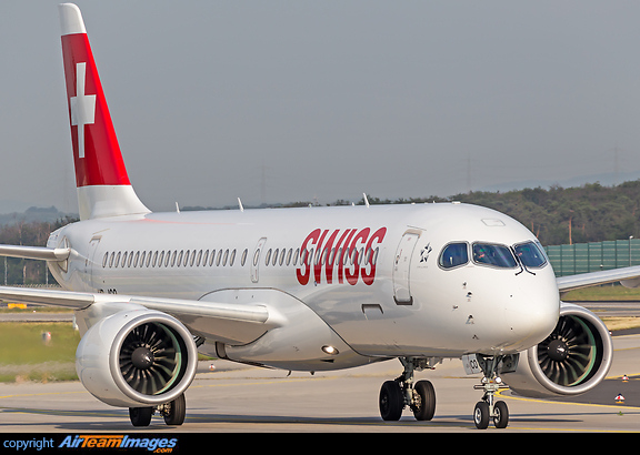 Airbus A220-300 Airbus A220-300