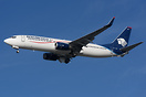 Boeing 737-852