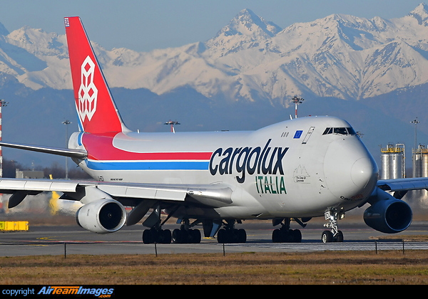 Boeing 747-4R7F/SCD Boeing 747-4R7F/SCD