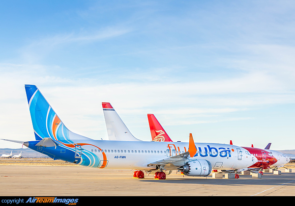 Boeing 737-8 MAX Boeing 737-8 MAX