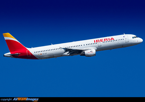 Airbus A321-211 Airbus A321-211