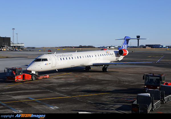Bombardier CRJ-900 Bombardier CRJ-900