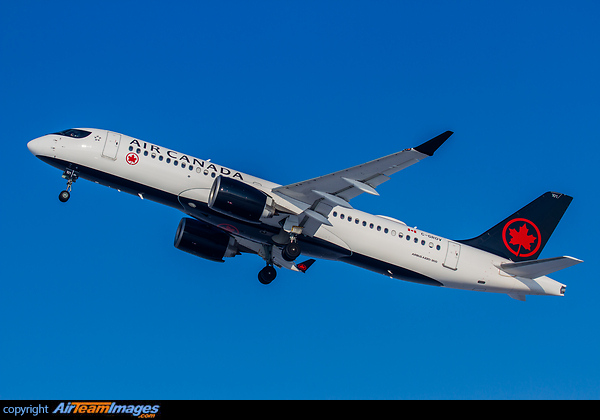 Airbus A220-300 Airbus A220-300