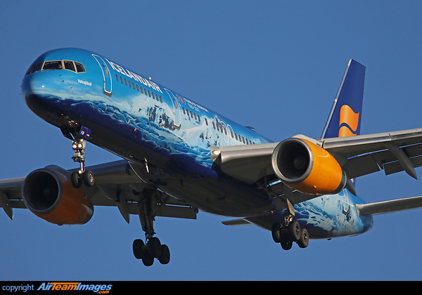 Boeing 757-256 Boeing 757-256