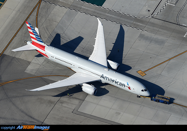 Boeing 787-9 Dreamliner Boeing 787-9 Dreamliner