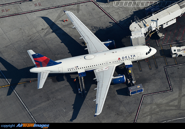 Airbus A319-114 Airbus A319-114