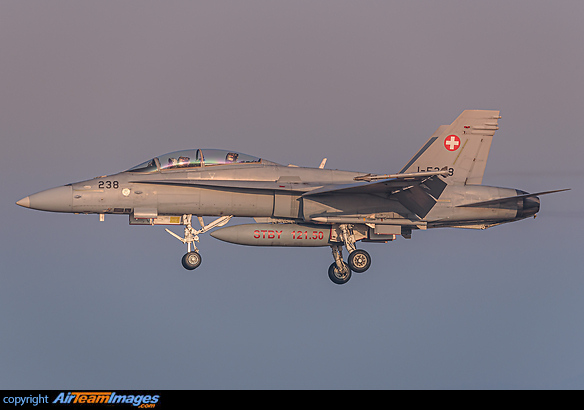F/A-18D Hornet F/A-18D Hornet