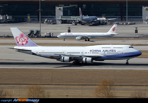 Boeing 747-409 Boeing 747-409