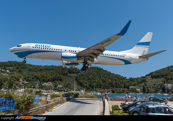 Boeing 737-8AS Boeing 737-8AS