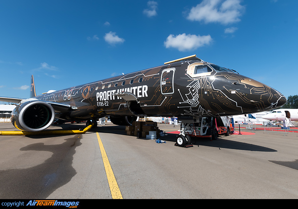 Embraer ERJ-195-E2 Embraer ERJ-195-E2