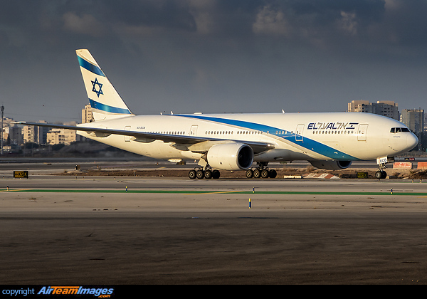 Boeing 777-258/ER Boeing 777-258/ER
