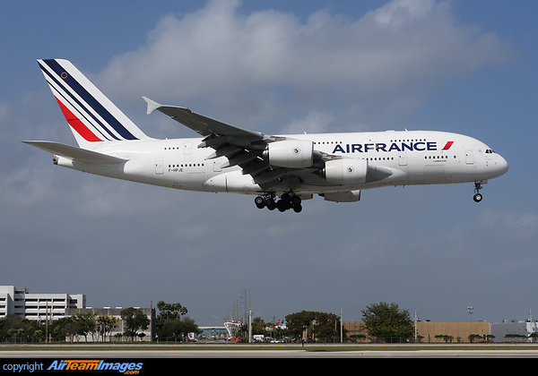 Airbus A380-861 Airbus A380-861