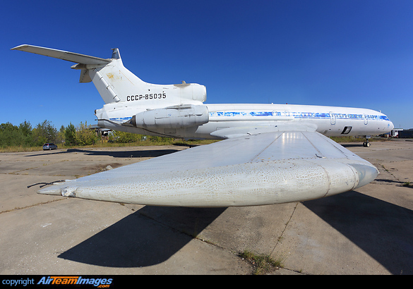 Experimental aircraft on liquid hydrogen Tupolev Tu-155