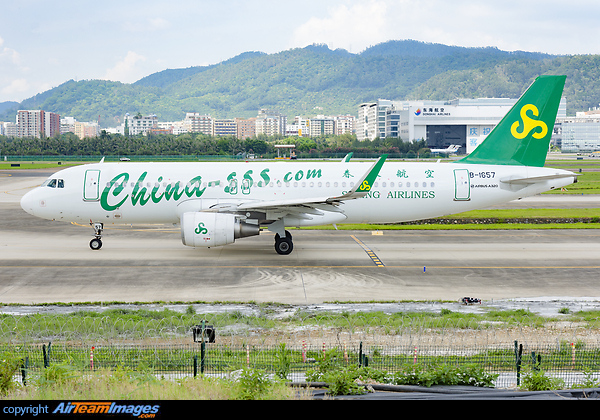 Airbus A320-214