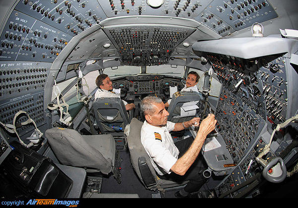 Good old days when 707's were still flying in Iran and it was that much easy to ride them domestically. Boeing 707-3J9C