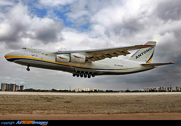 Antonov An-124-100 Ruslan