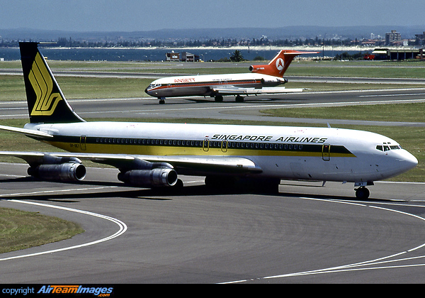 Boeing 707-324C