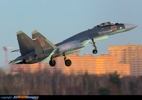 With formation lights turned on Sukhoi Su-35S