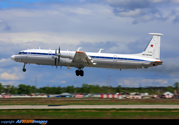 Ilyushin Il-18M