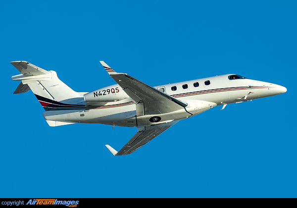 Embraer Phenom 300