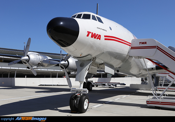 Lockheed L-1649A Starliner