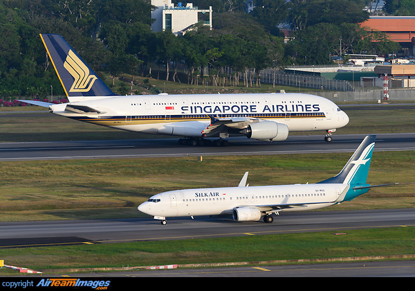 Boeing 737-8SA