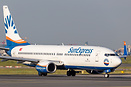 Boeing 737-8HC