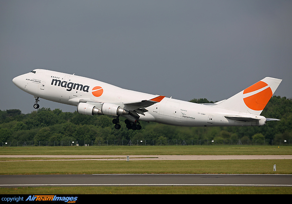 Departing to Doncaster after diverting into Manchester earlier today due to poor visibility at DSA. Boeing 747-481(BCF)