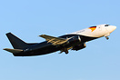 Boeing 737-3Y0(SF)