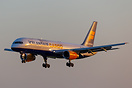 Boeing 757-208(SF)