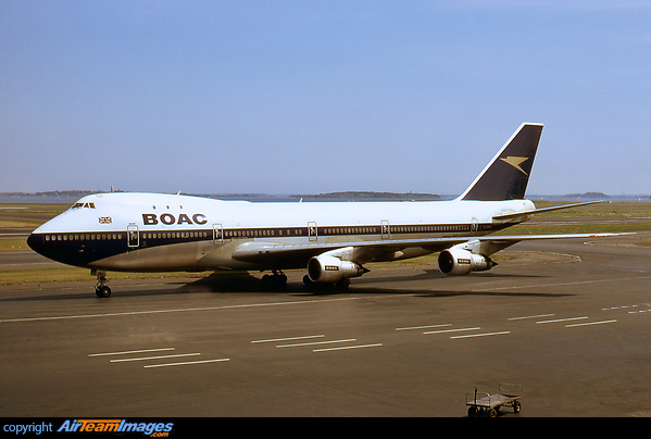 Boeing 747-136