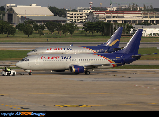 Boeing 737-429