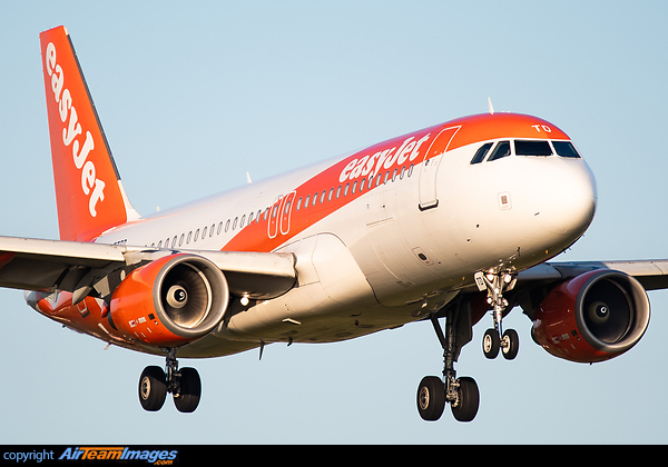 Airbus A320-214