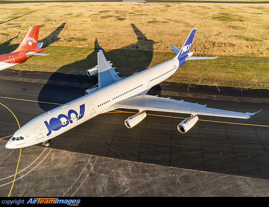 Airbus A340-313X