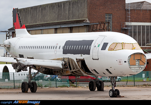 Seen in the eCube Solutions scrapping compound Airbus A319-112
