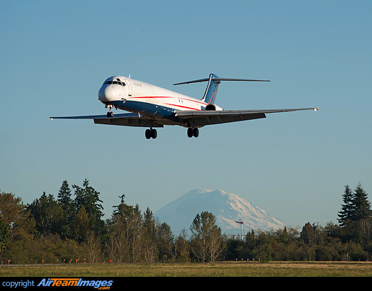 USA Jet airlines MD83 cargo rare visit at Everett with Mount Rainier in background McDonnell Douglas MD-83