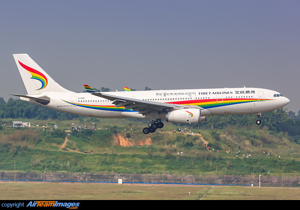 Airbus A330-243