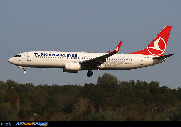 Boeing 737-8F2