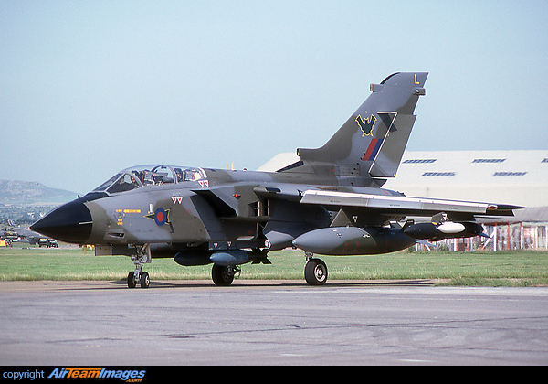 9 Squadron markings with tail code 'L' Panavia Tornado GR1