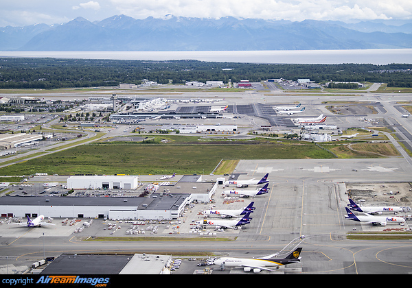 Anchorage is definitely one beautiful airport. Incredible views. Anchorage International