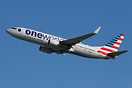Boeing 737-823