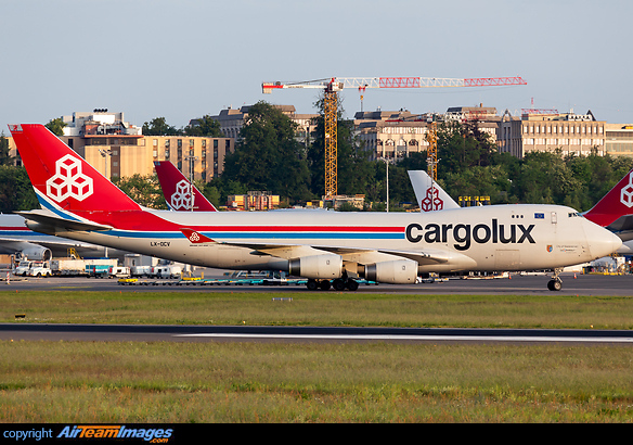 Boeing 747-4R7F/SCD