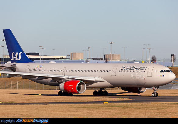 Caught at Birmingham operating a series of freight flights transferring car parts between Brussels - Birmingham - Brussels twice daily. Airbus A330-343