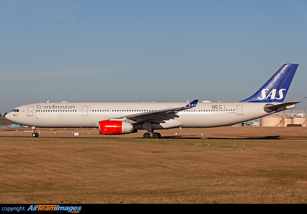 Caught at Birmingham operating a series of freight flights transferring car parts between Brussels - Birmingham - Brussels twice daily. Airbus A330-343